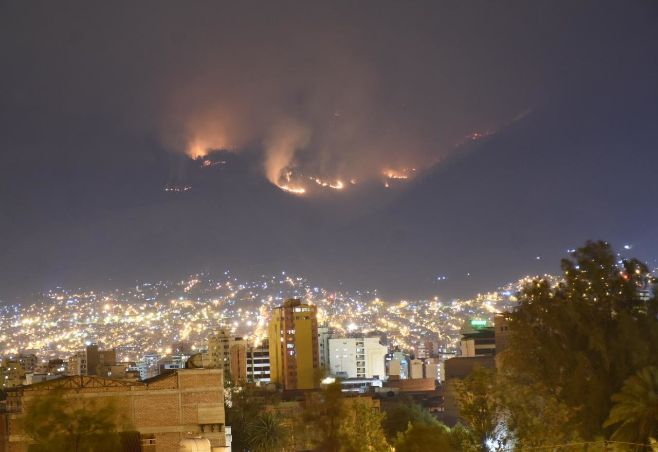 Incendio Destruye Hect Reas De Arbustos En El Parque Tunari