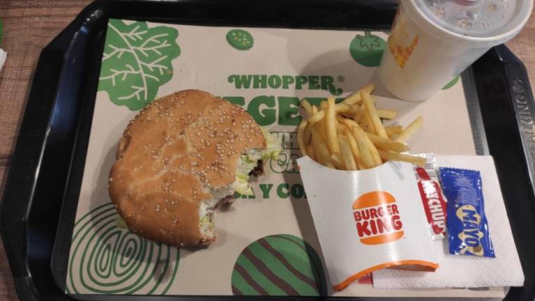 Burger King Bolivia lanza la Whopper Vegetal hecha 100 en base de